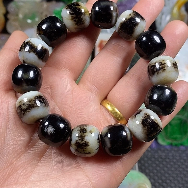 紫金钵盂菩提吊坠