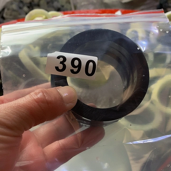 蛇纹石玉原未镶嵌