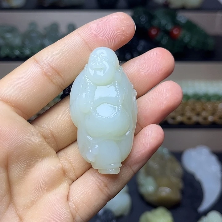 城***北颈饰未镶嵌和田玉