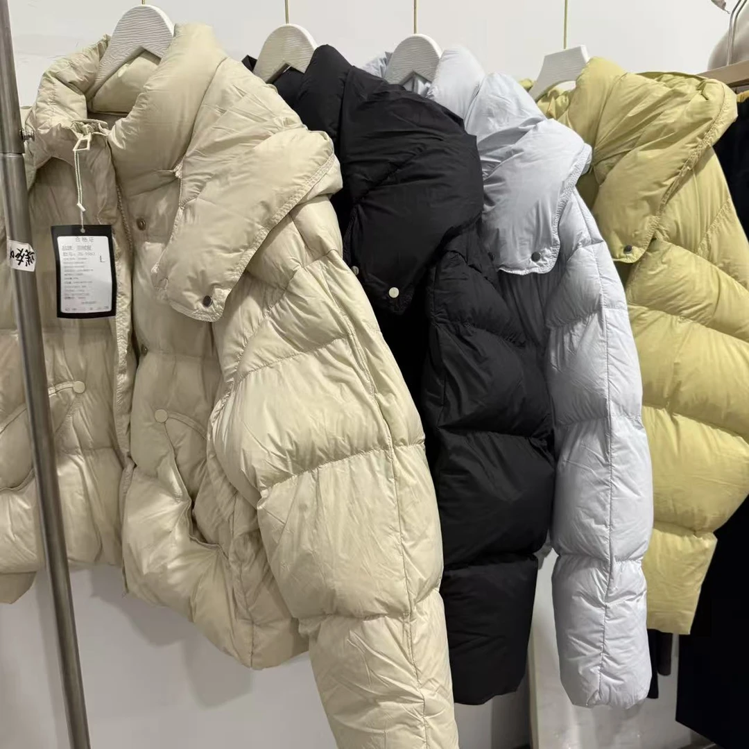 9982女士保暖休闲加厚连帽舒适鹅绒服