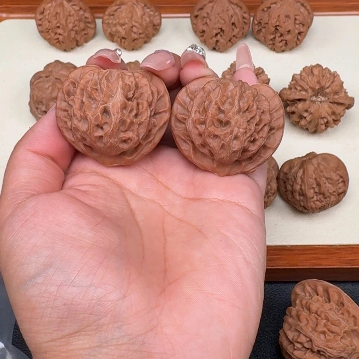 把件文玩核桃赵****5全品宫灯42