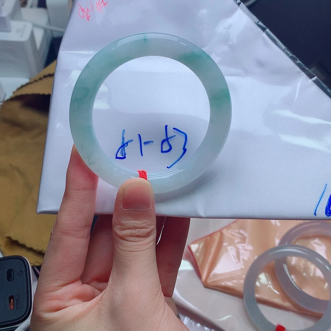 未镶嵌手镯翡翠买断