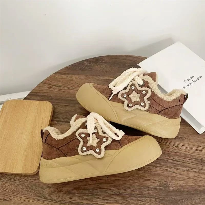 N1735酒红棕加绒保暖复古板鞋女2025秋冬百搭休闲星星系带德训鞋