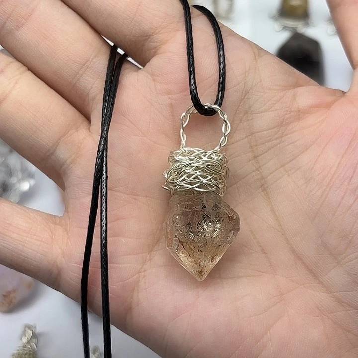 未镶嵌水晶颈饰巴基斯坦油胆闪灵钻项链