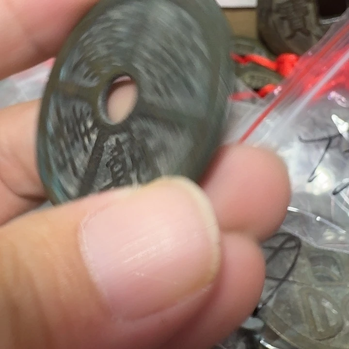 伏***人铜现代工艺品花钱