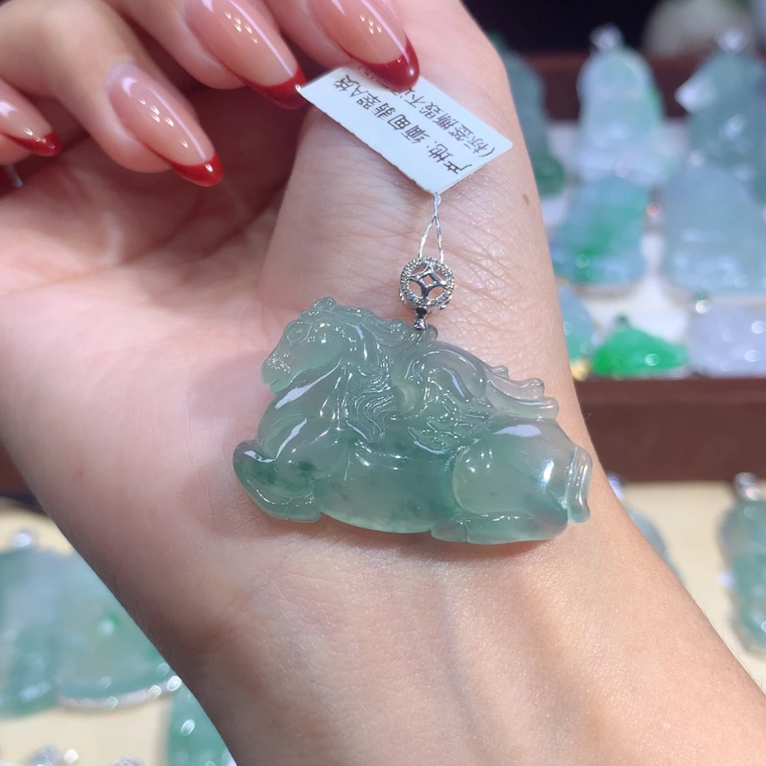 吊坠(不含链)18K金镶嵌翡翠