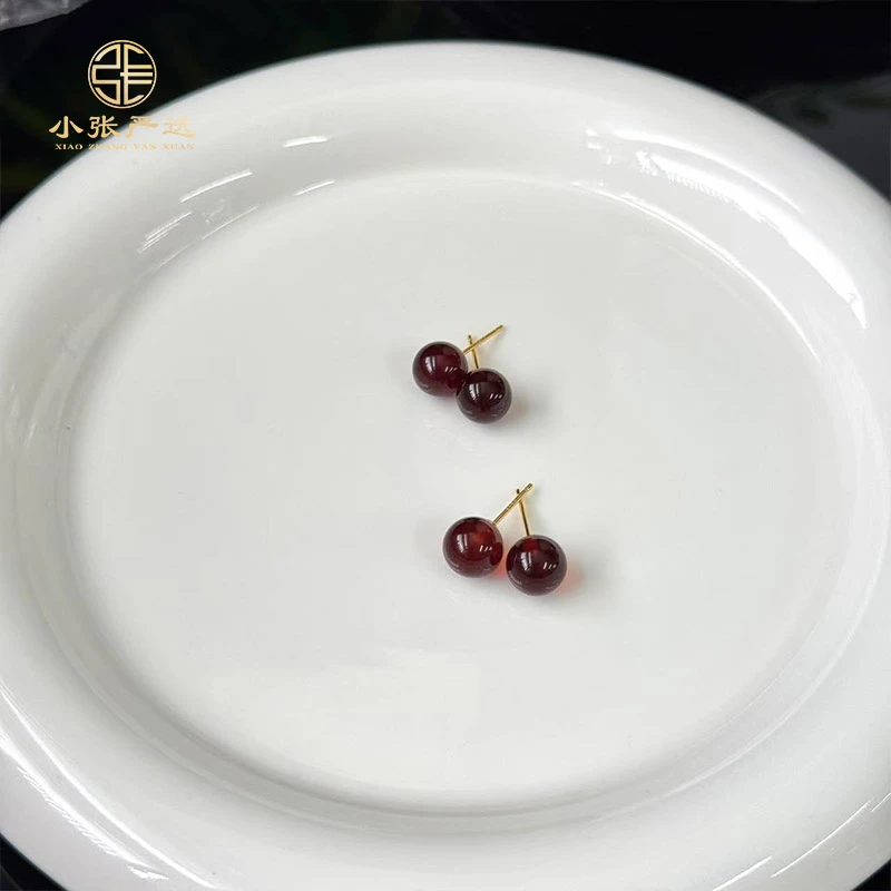 【小张严选】XH1177 琥珀圆珠耳钉 7mm 多样发其一