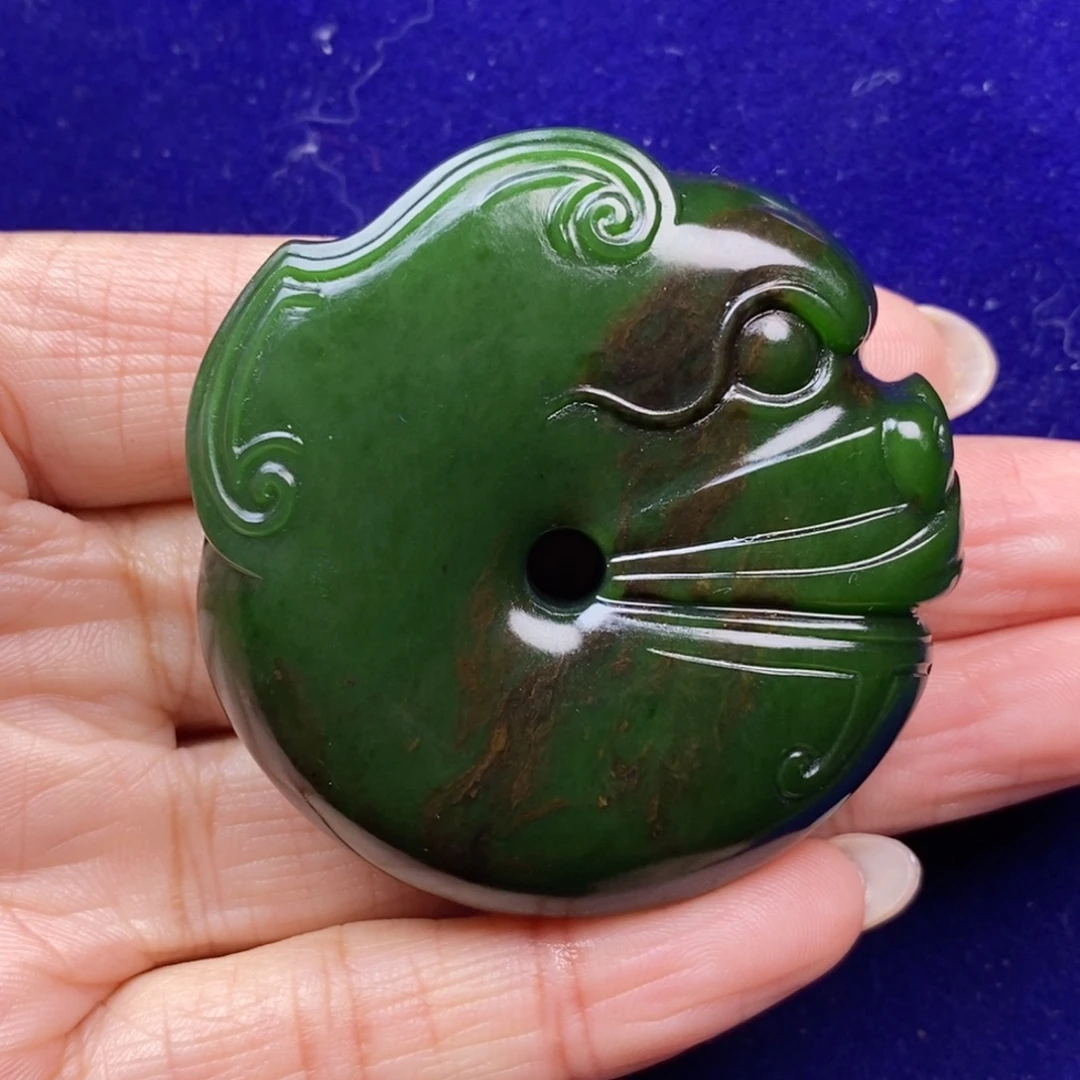 闲***间和田玉未镶嵌挂件