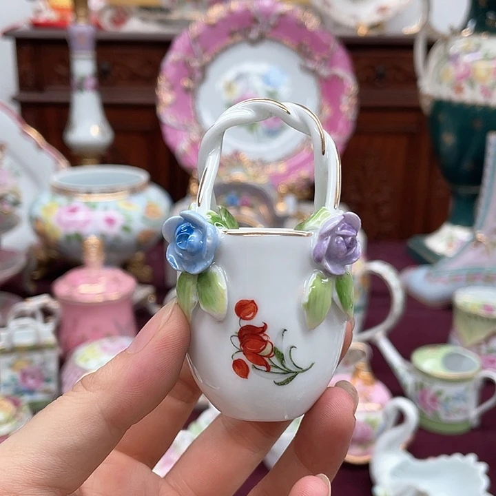 杯碟陶瓷摆件陶瓷