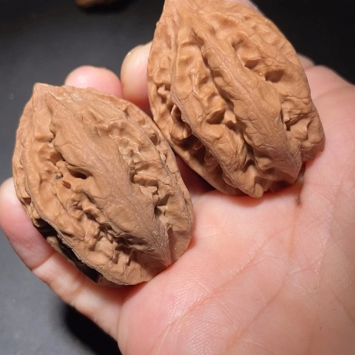 文玩核桃把件东北楸子小雪9