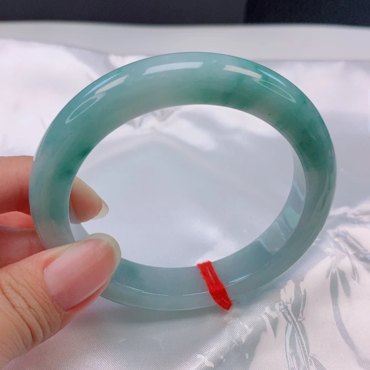 翡翠未镶嵌手镯54圈