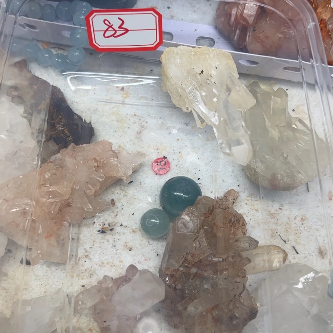 闪****水晶未镶嵌珠宝半成品