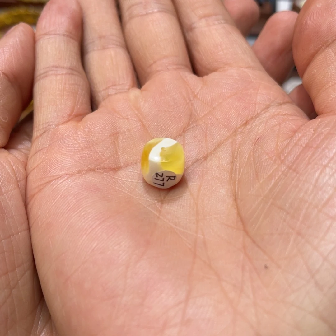 未镶嵌琥珀手串慢*光R277金瓷白溶洞直切珠