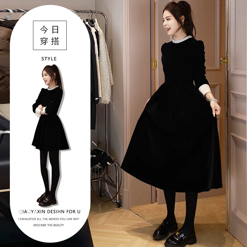 网红爆款连衣裙女2025春秋女装高级感礼服裙气质长裙赫本风小黑裙