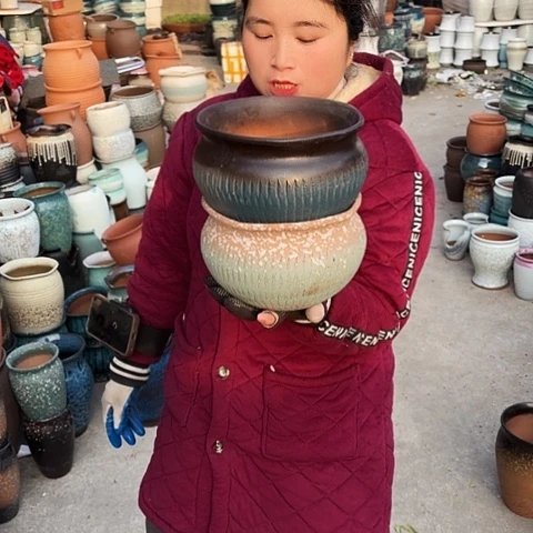 20口13高瑕疵盆子。