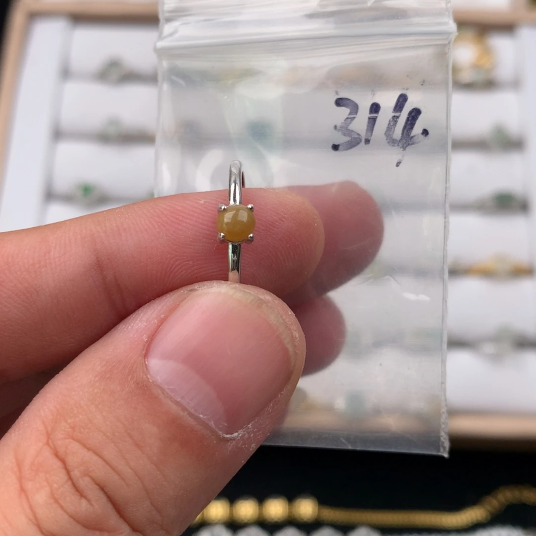 翡翠未镶嵌戒圈314
