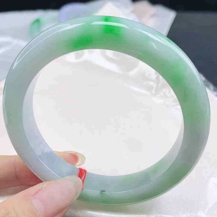 翡翠未镶嵌手镯缅甸59.9冰胶润飘阳绿正圈