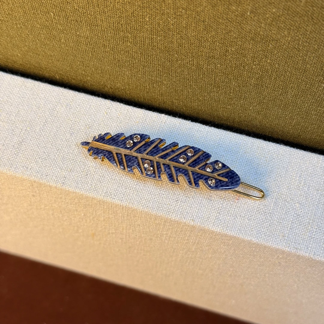 【法单】气质羽毛边夹#125