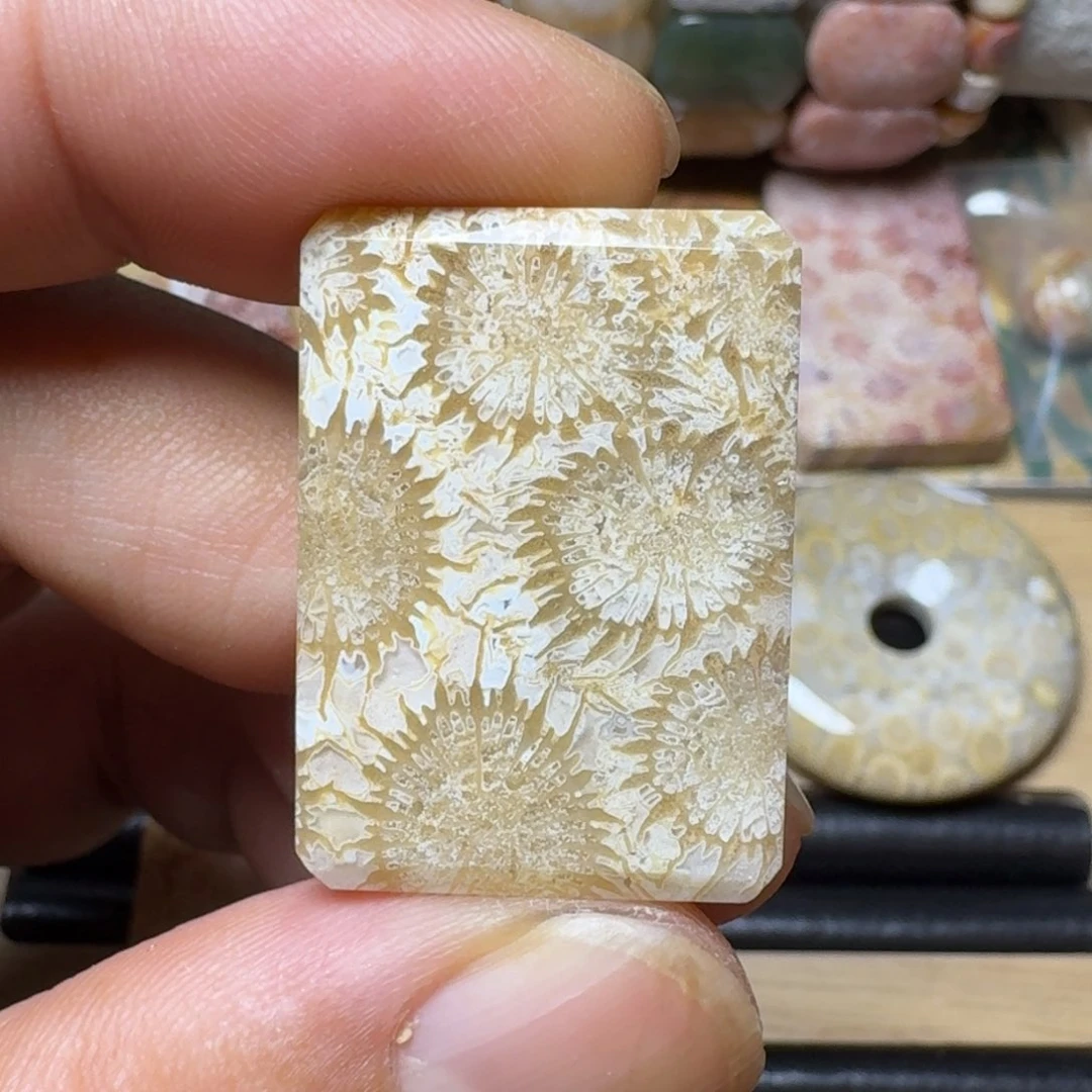 硅化玉纯天然色有机玉石保真色未镶嵌