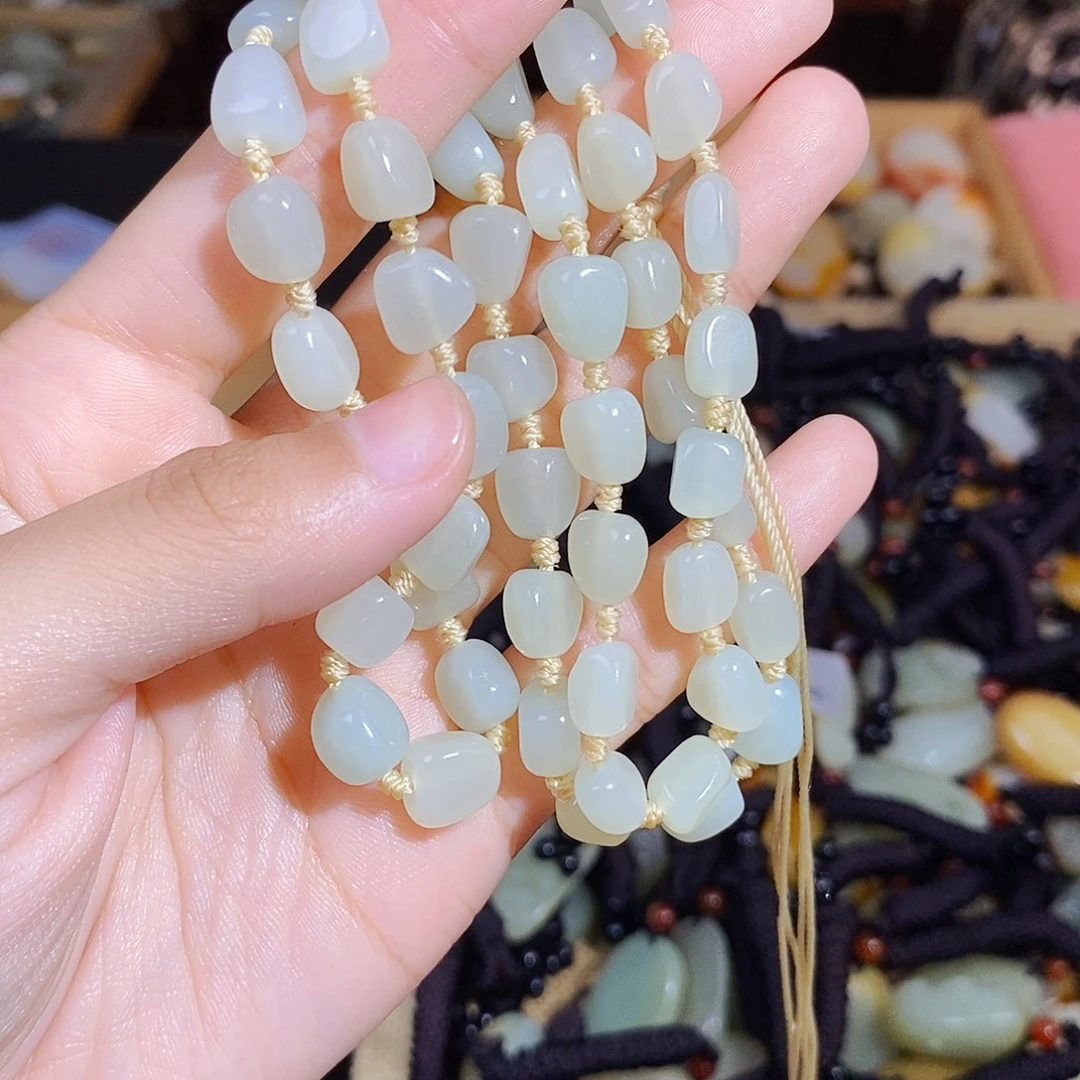 和田玉未镶嵌颈饰多样性发货
