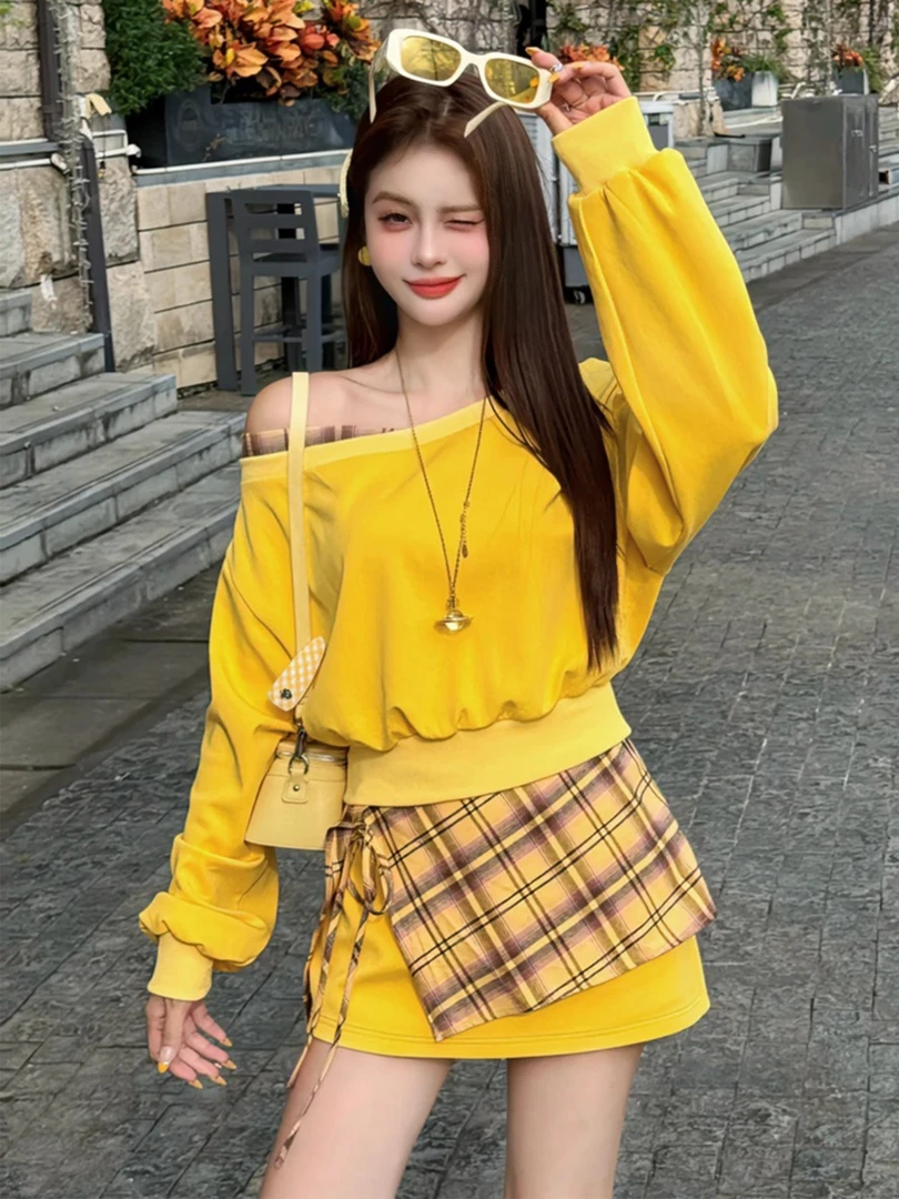 早秋多巴胺穿搭绝美巨好看小个子大方得体拼接露肩格纹半身裙套装