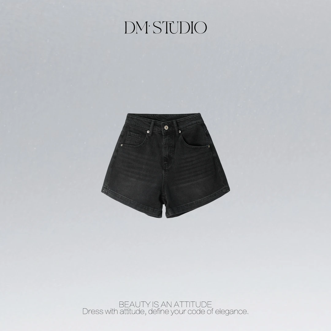 •STUDIO/夏季气质精致感百搭时尚A字牛仔短裤2506DK/82200-1