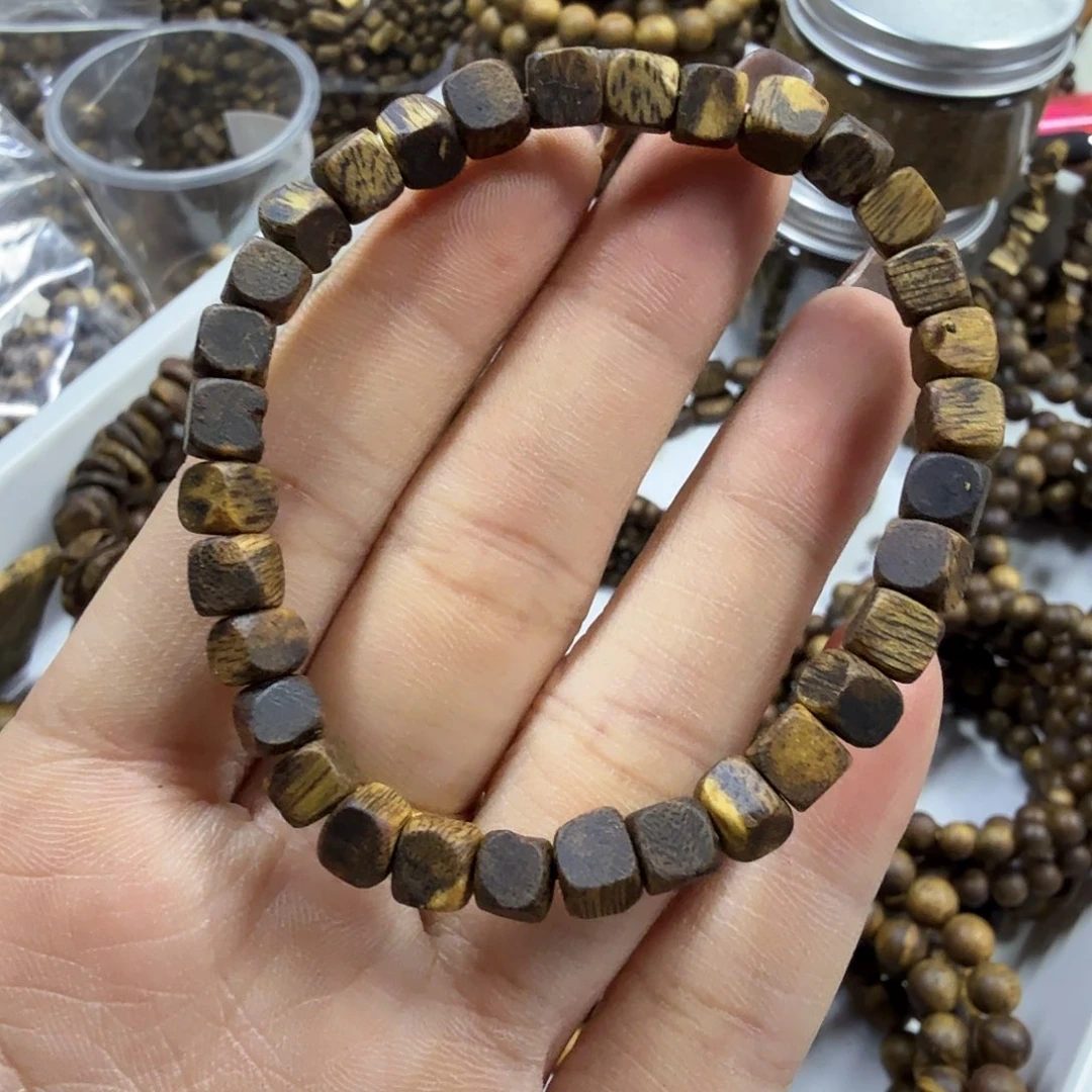 沉香沉香碎屑沉香奇楠沉水浮小方糖