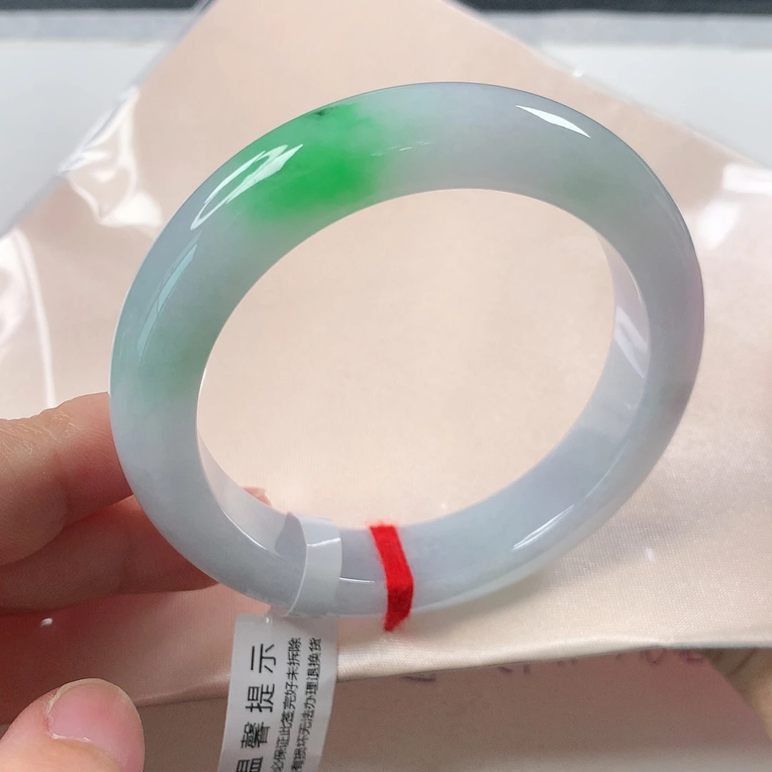 翡翠手镯未镶嵌①⑤⑦