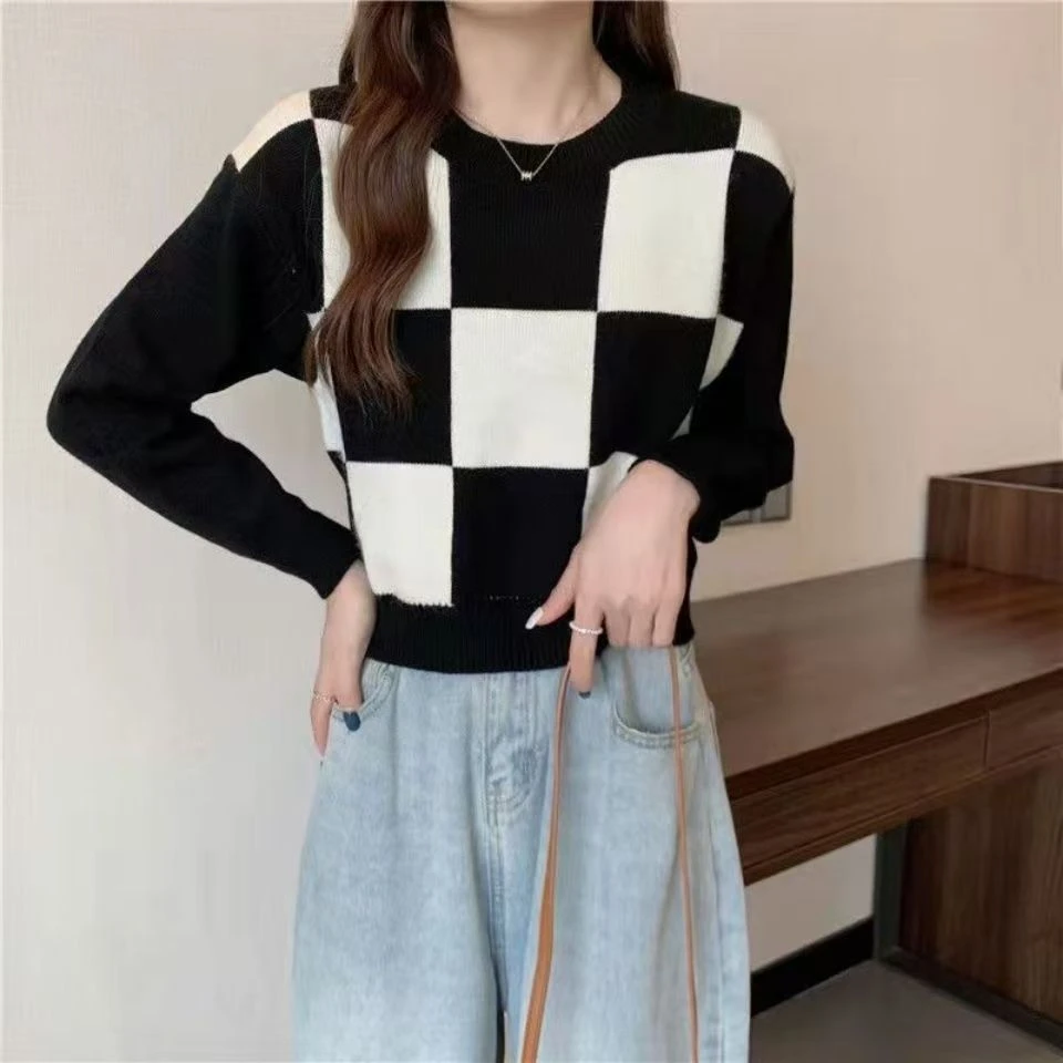 黑白格针织衫 M003