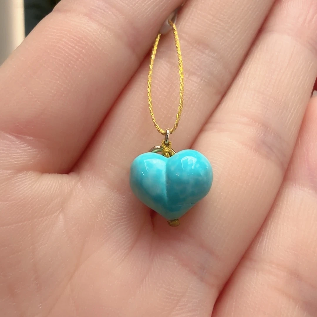 绿松石未镶嵌颈饰