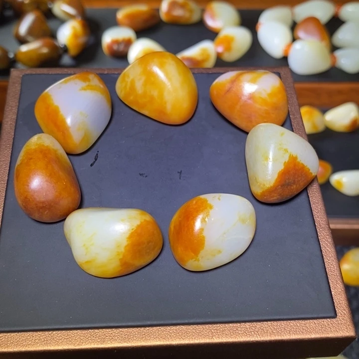 和田玉未镶嵌手串