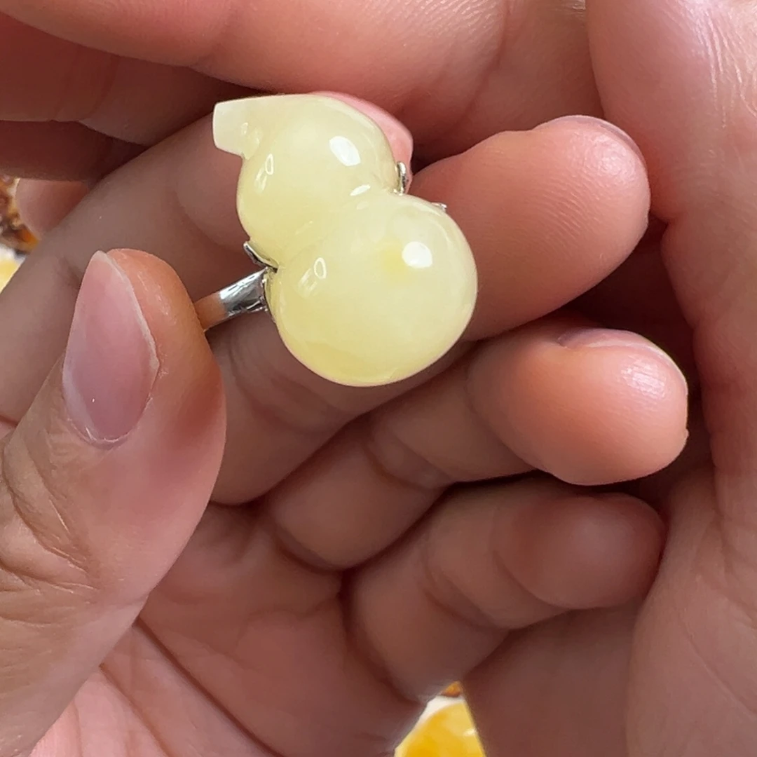 蜜蜡银S925镶嵌裸石蜜蜡