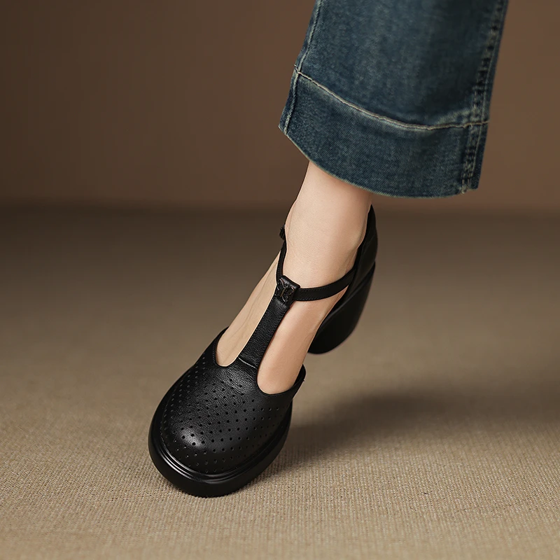 2025年新款粗跟厚底包头凉鞋女夏季外穿真皮罗马风镂空透气洞洞鞋