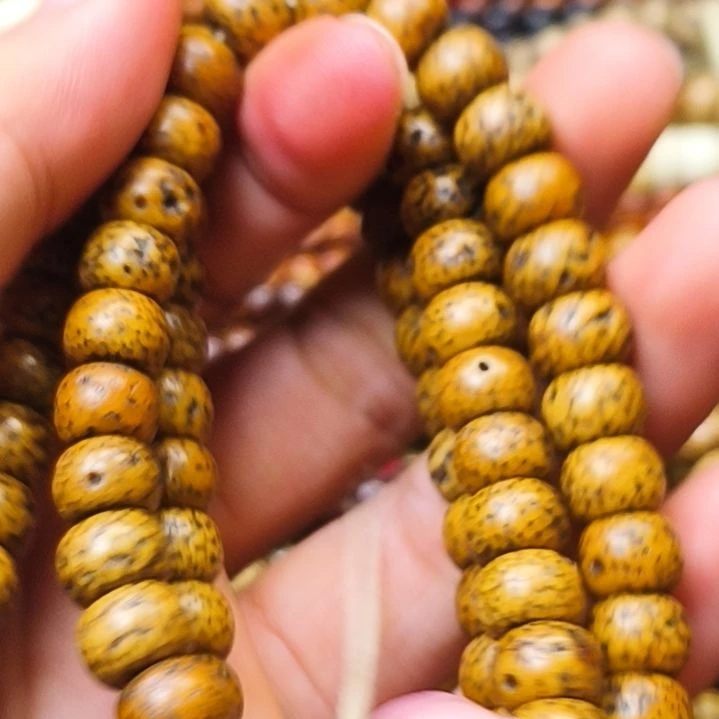 吊坠星月菩提uuuuuuu