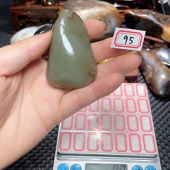 未镶嵌和田玉挂件95