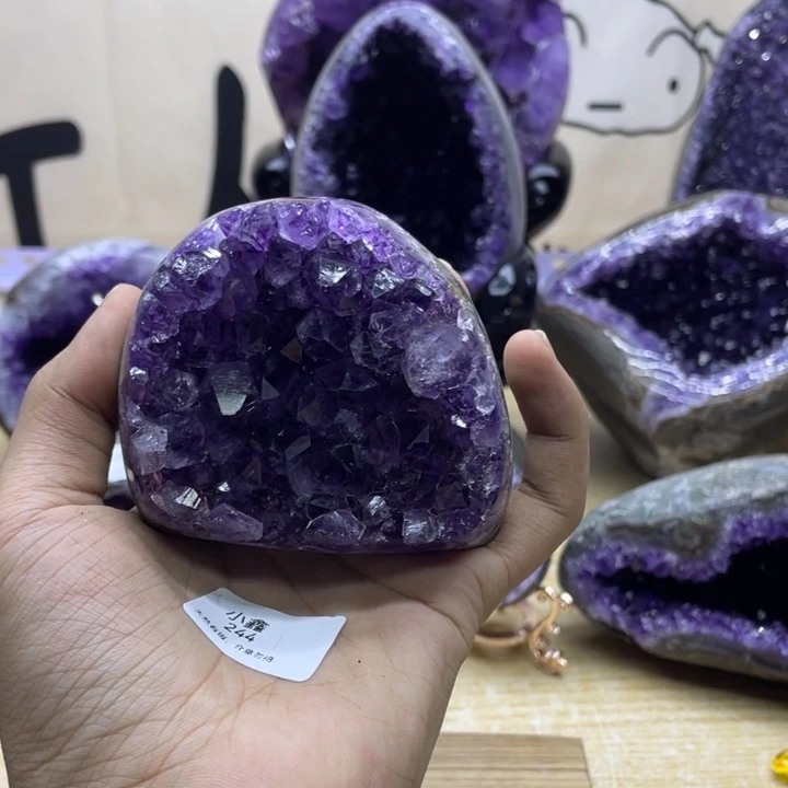 未镶嵌大型摆件（非配饰）紫晶