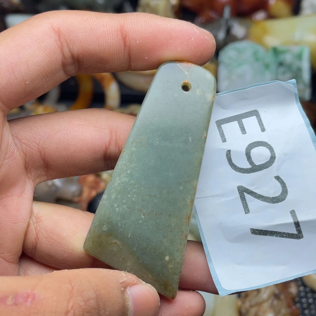 和田玉（糖玉）未镶嵌挂件