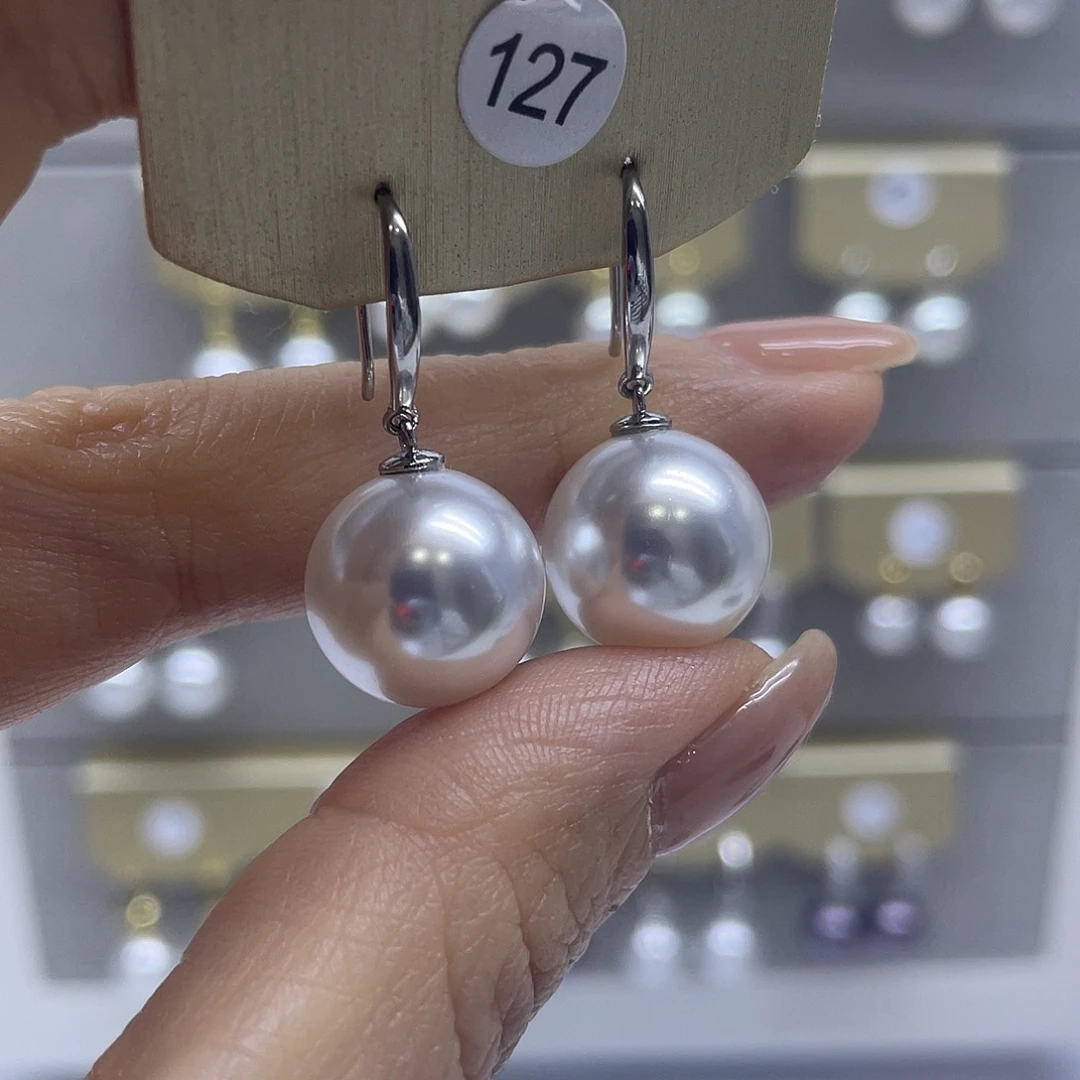 淡水珍珠未镶嵌耳饰