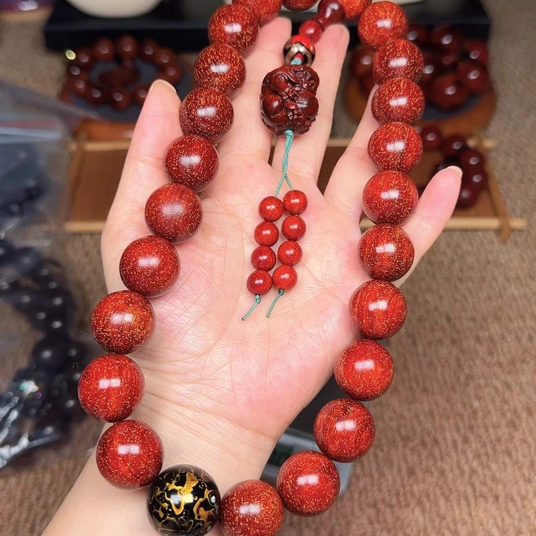 檀香紫檀（小叶紫檀）1.8手红