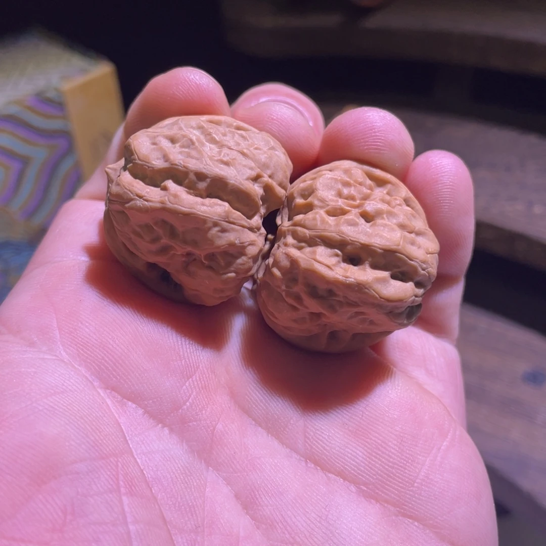 黑***朵文玩核桃吊坠蛤蟆