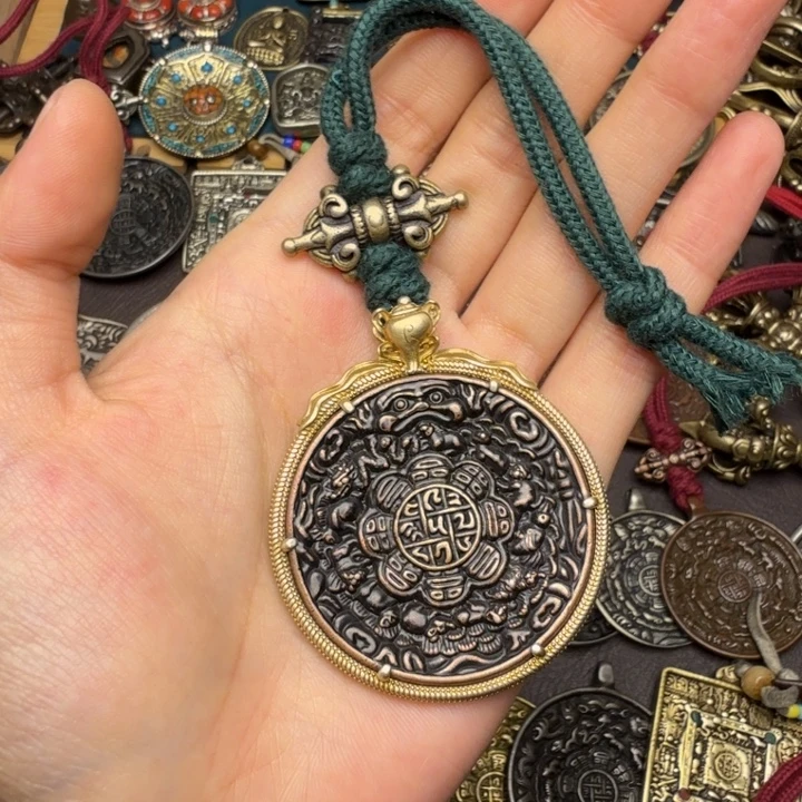 藏传文玩九宫如图