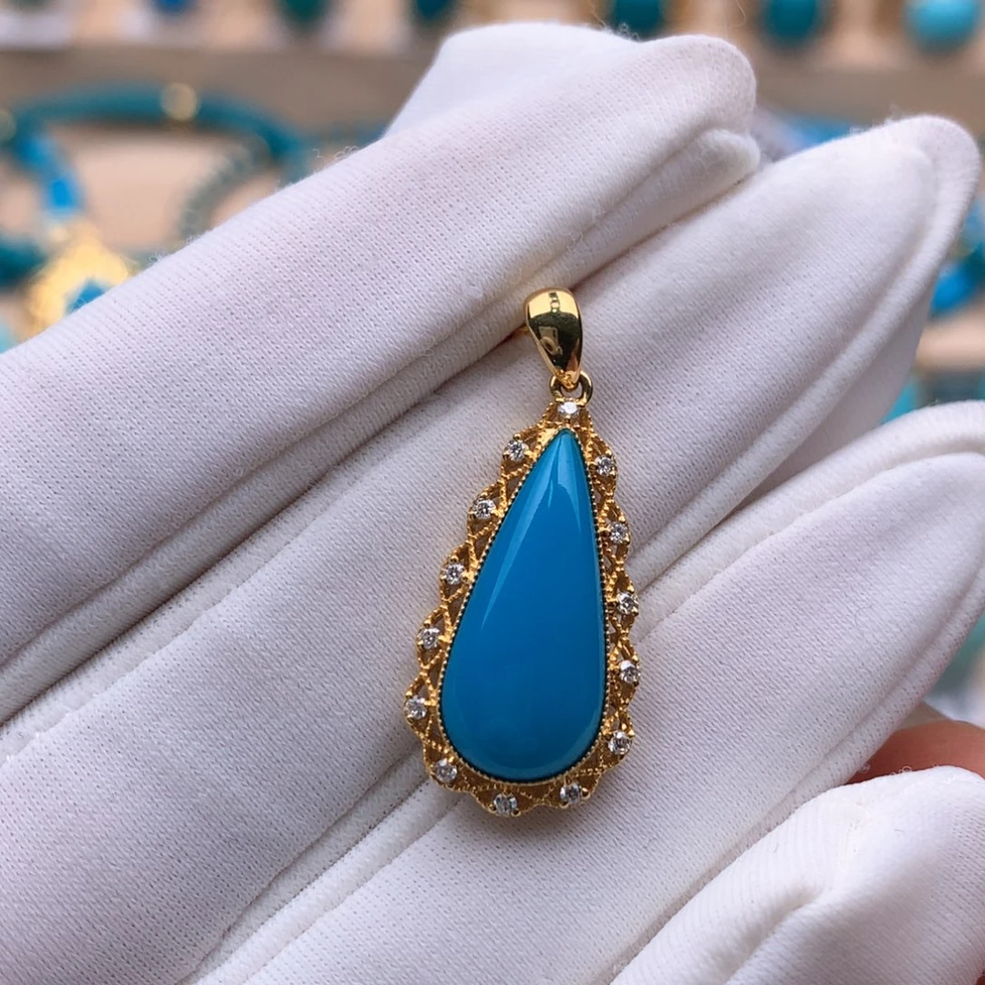 18K金镶嵌绿松石珠宝奇石