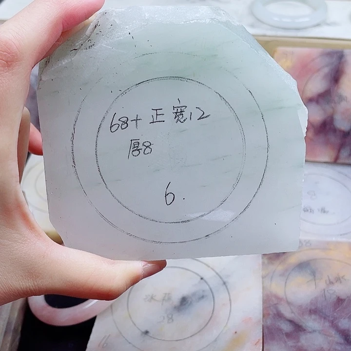 石英质玉手镯未镶嵌定制