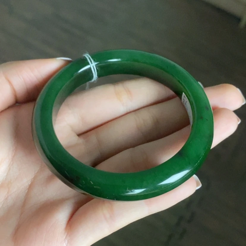 【闪购商品】未镶嵌手镯和田玉（碧玉）