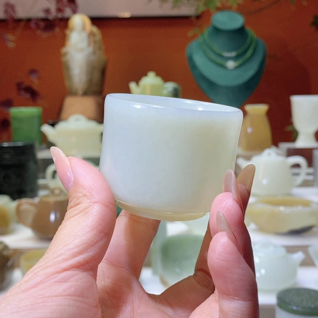 未镶嵌和田玉把件和田玉白玉主人杯