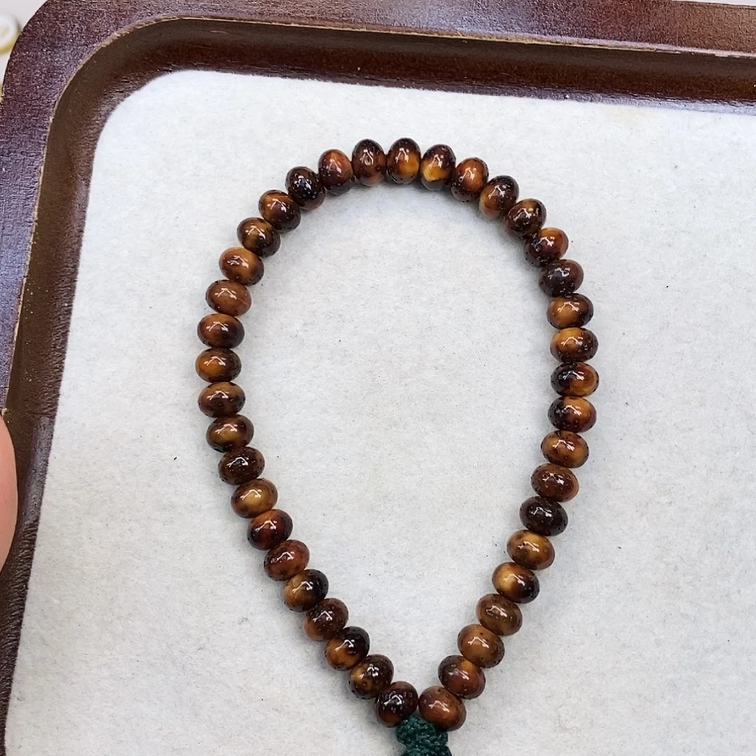 星月菩提手串7×5黑金虎陈籽小苹果