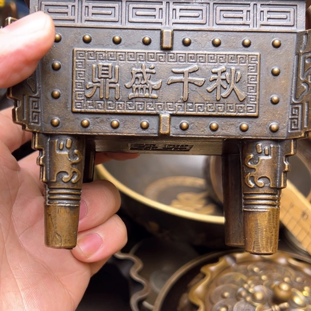 精美铜器点击下单