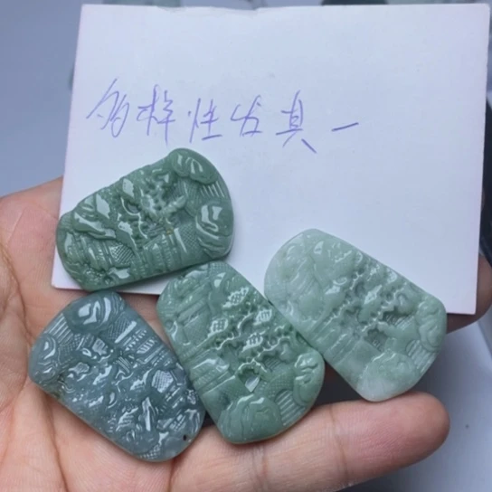 翡翠未镶嵌颈饰翡翠