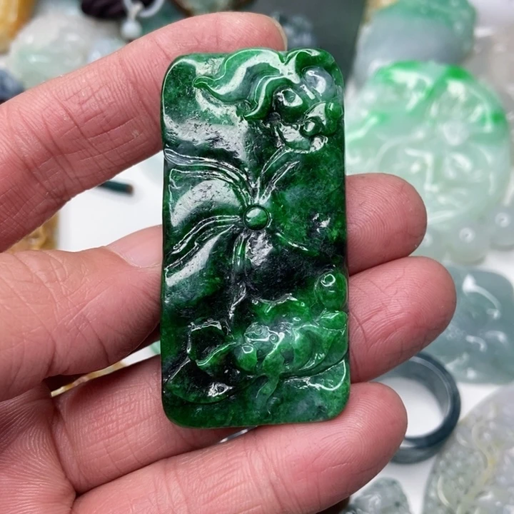 定制翡翠未镶嵌溪**堂翡翠