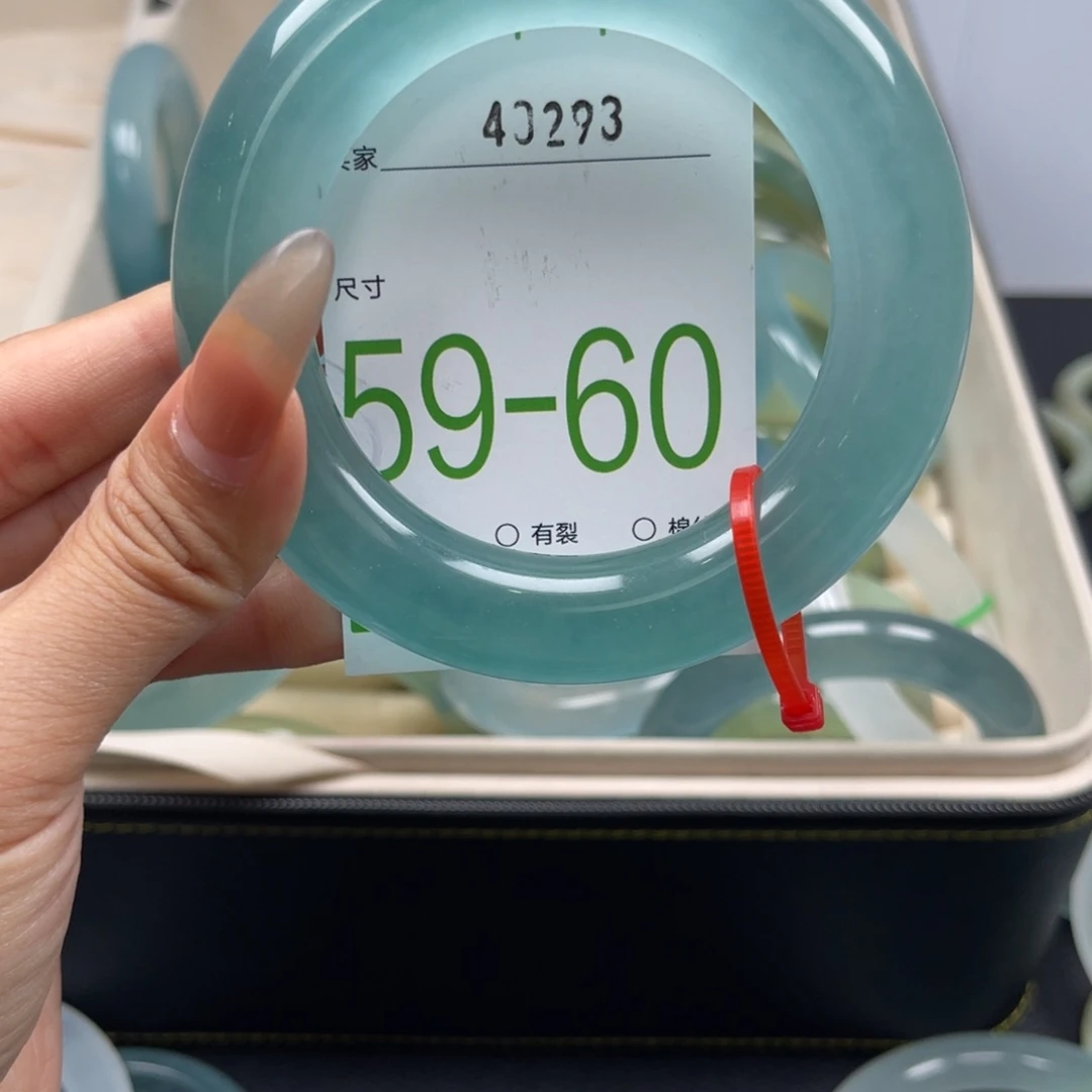 石英岩玉手镯未镶嵌